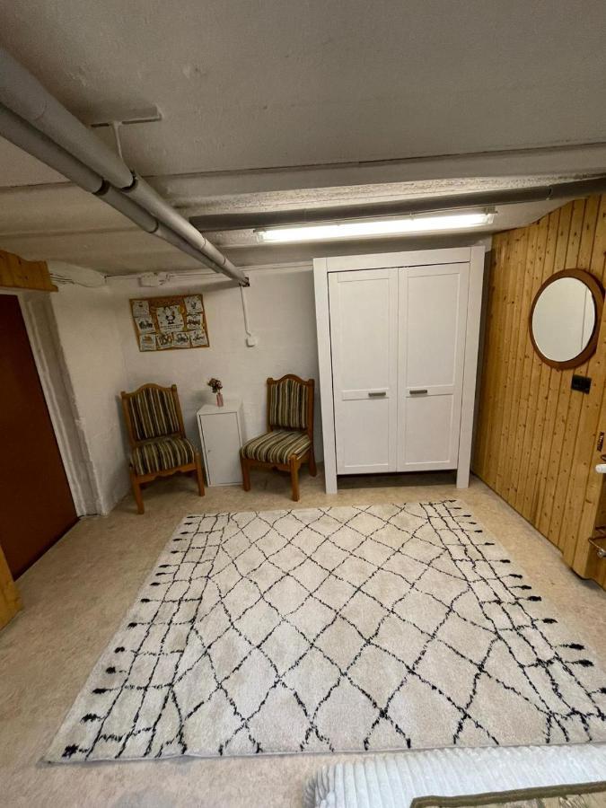 Homestay 1 Oder 2 Monteurzimmer Nahe Flughafen Ruesselsheim