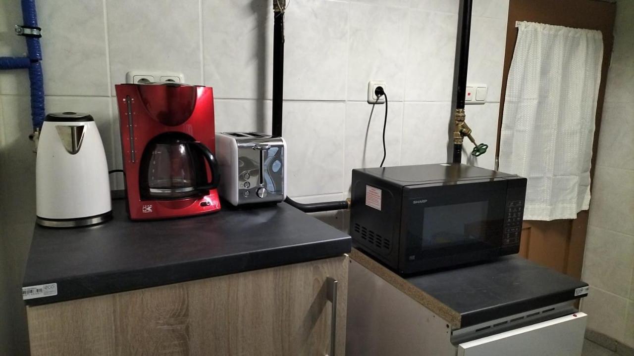 1 Oder 2 Monteurzimmer Nahe Flughafen Homestay *